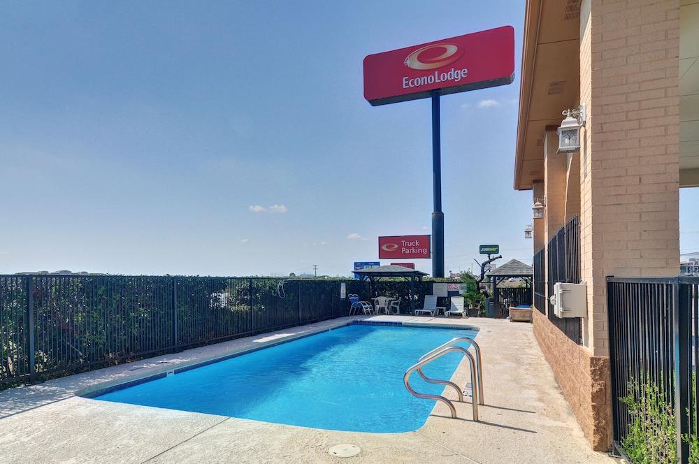 Super 8 By Wyndham Decatur Texas Ξενοδοχείο Εξωτερικό φωτογραφία